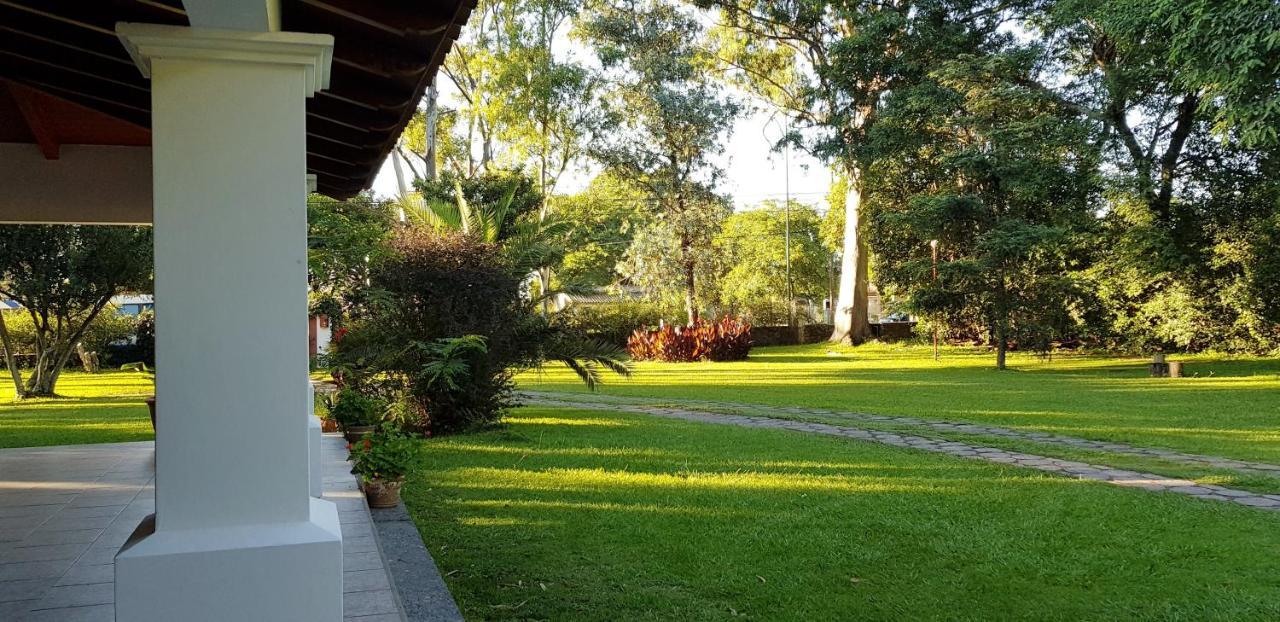 Posada El Prado Σάλτα Εξωτερικό φωτογραφία